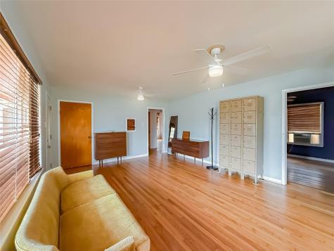 729 N Main Street Lexington TX 78947