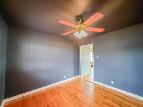 729 N Main Street Lexington TX 78947