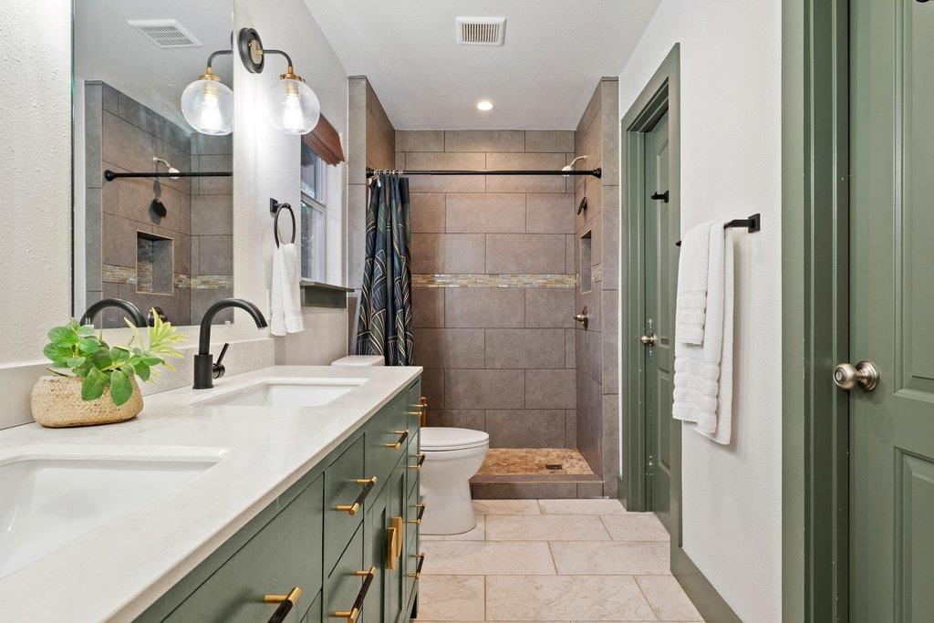 2800 River Road Wimberley TX 78676