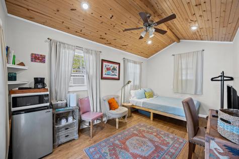 1137 Richardine Avenue Austin TX 78721