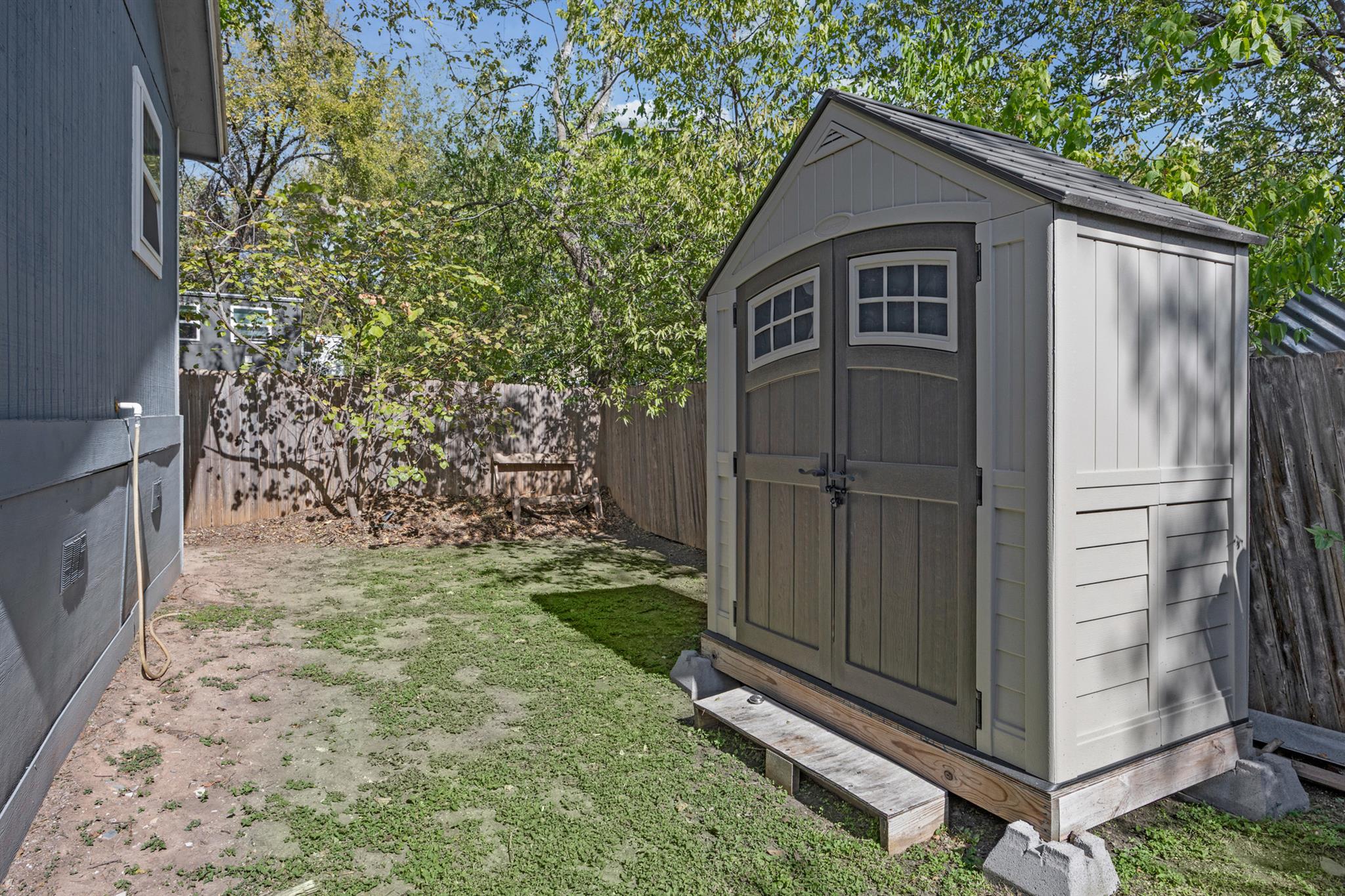 1137 Richardine Avenue Austin TX 78721