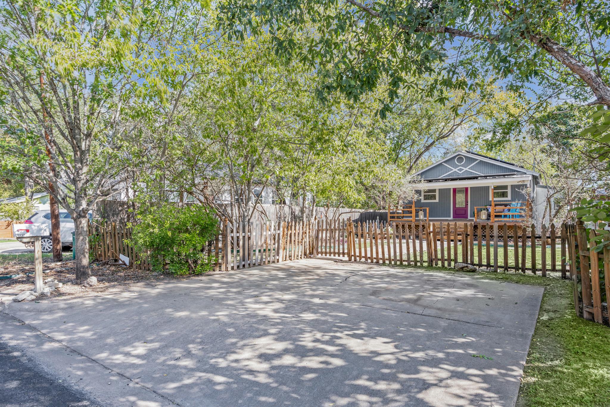 1137 Richardine Avenue Austin TX 78721