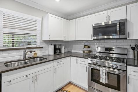 1137 Richardine Avenue Austin TX 78721