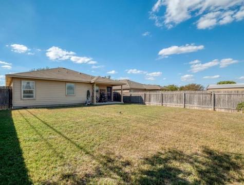 303 Baldwin Street Hutto TX 78634