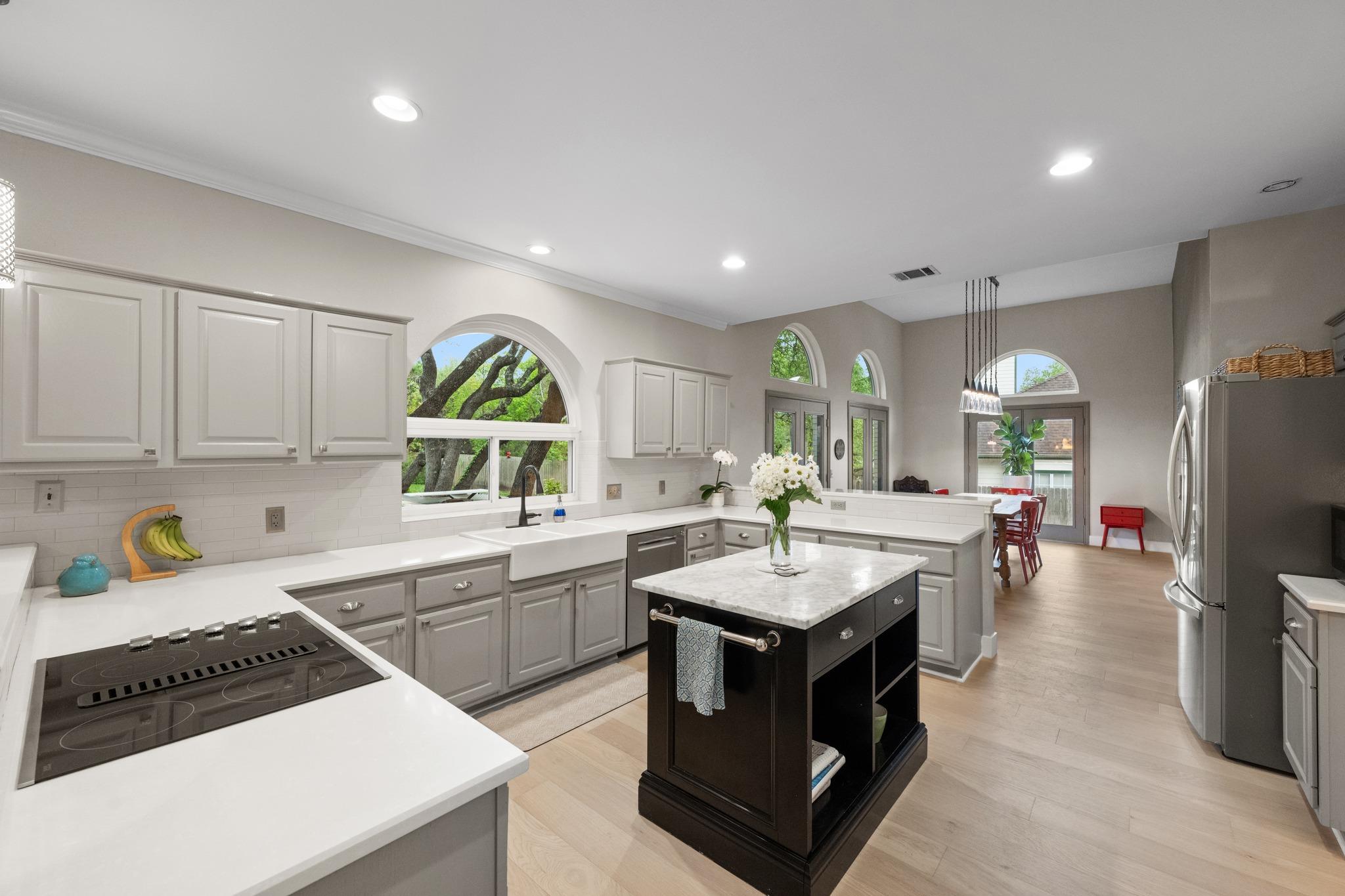 10080 Circleview Drive Austin TX 78733