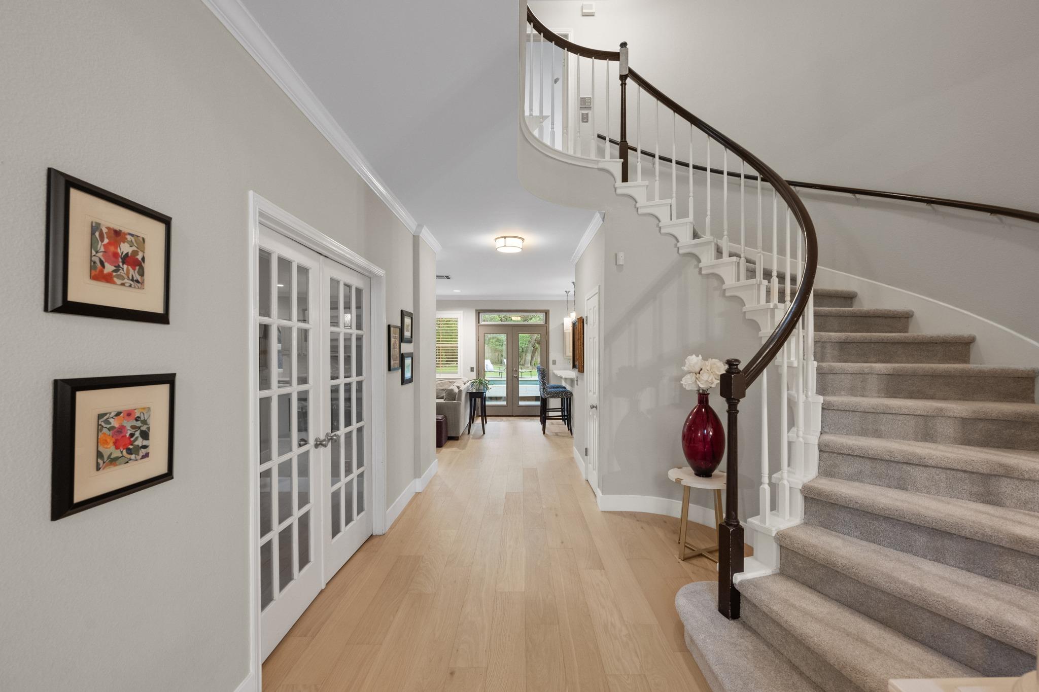 10080 Circleview Drive Austin TX 78733