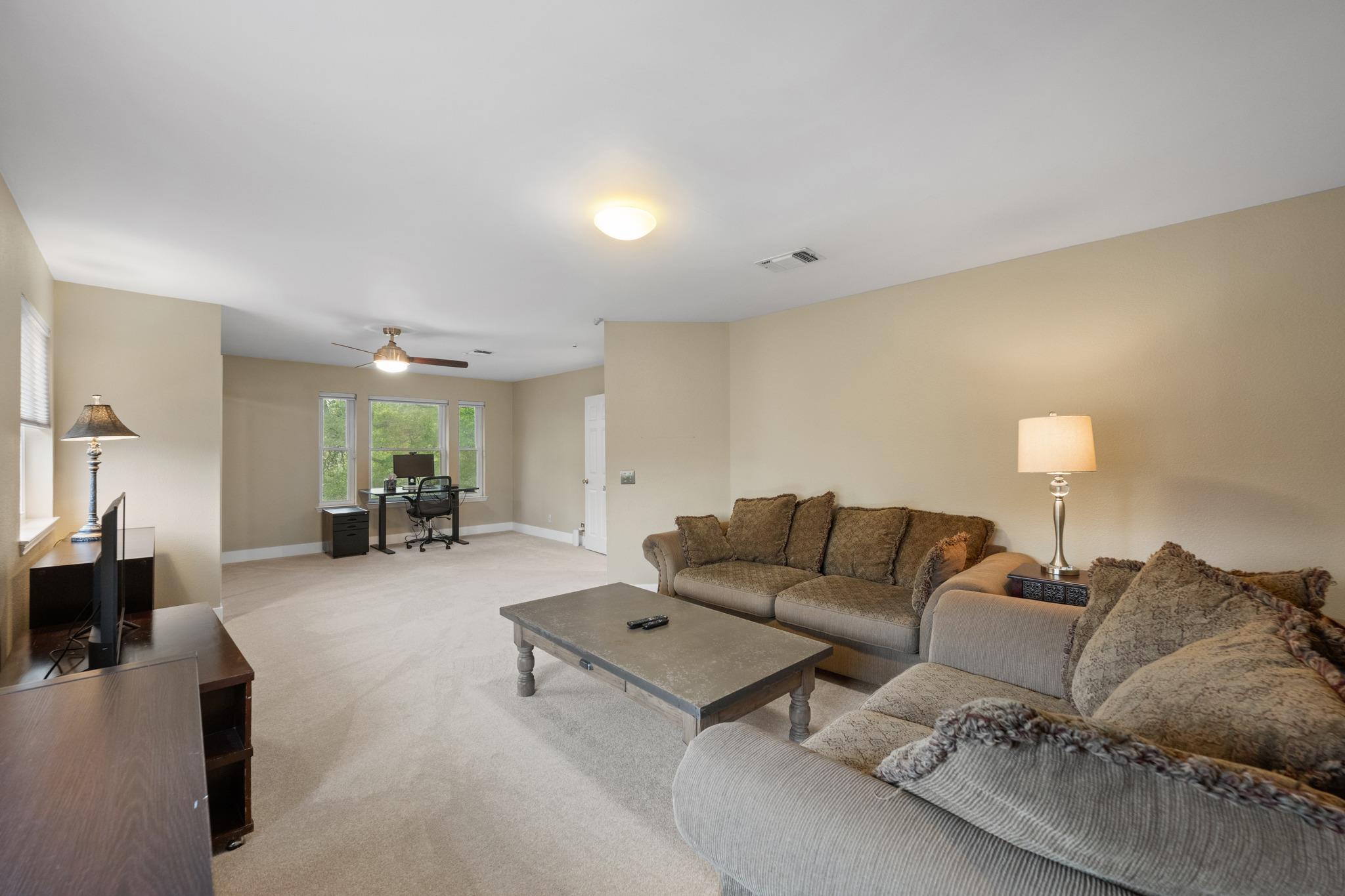 10080 Circleview Drive Austin TX 78733