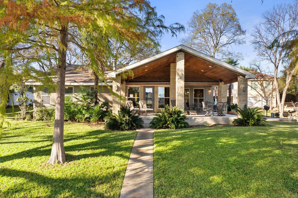 1922 Purple Sage Lane Kingsland TX 78639