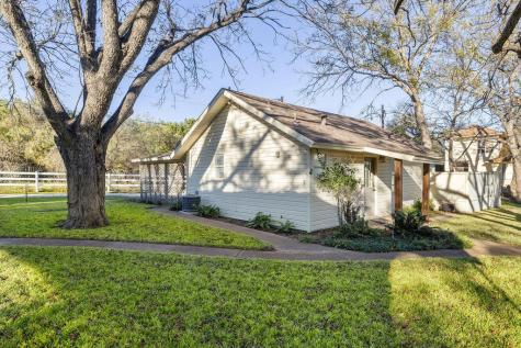 1922 Purple Sage Lane Kingsland TX 78639