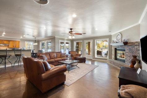 1922 Purple Sage Lane Kingsland TX 78639