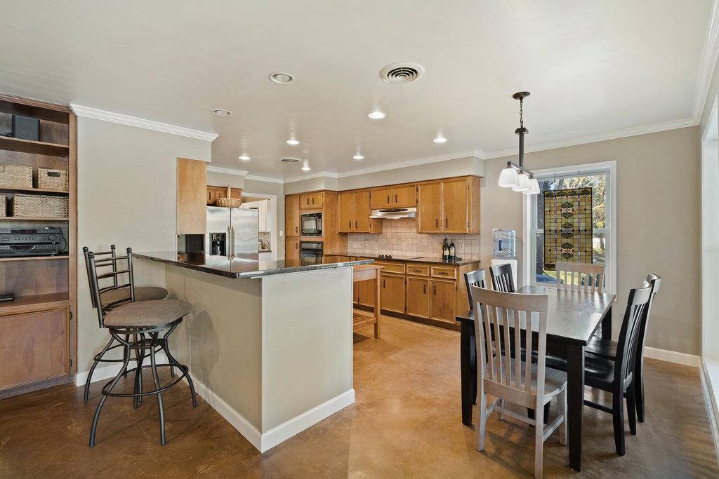 1922 Purple Sage Lane Kingsland TX 78639