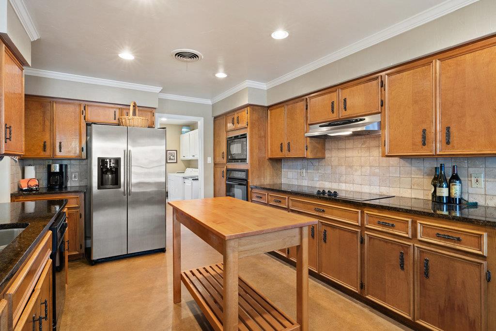 1922 Purple Sage Lane Kingsland TX 78639