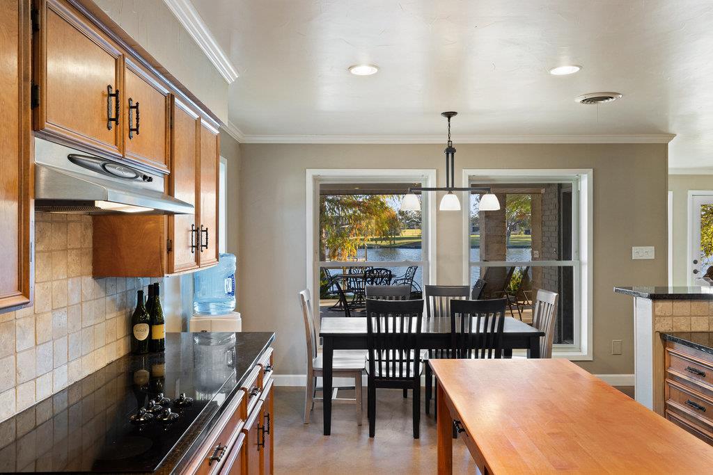 1922 Purple Sage Lane Kingsland TX 78639