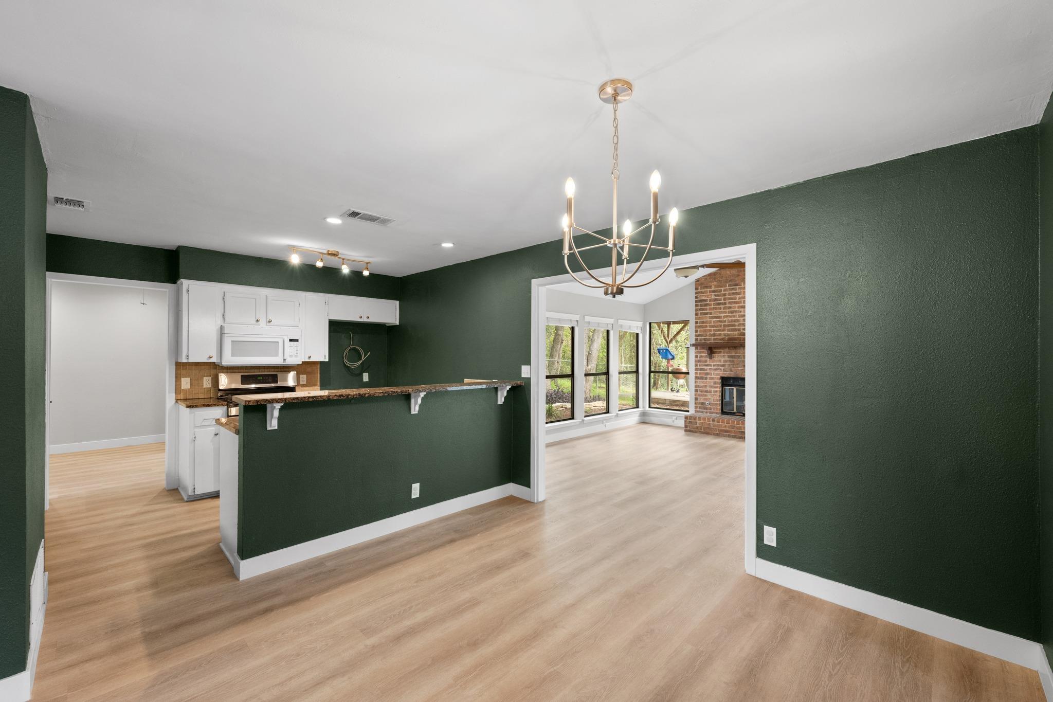 902 Emerald Wood Drive Austin TX 78745