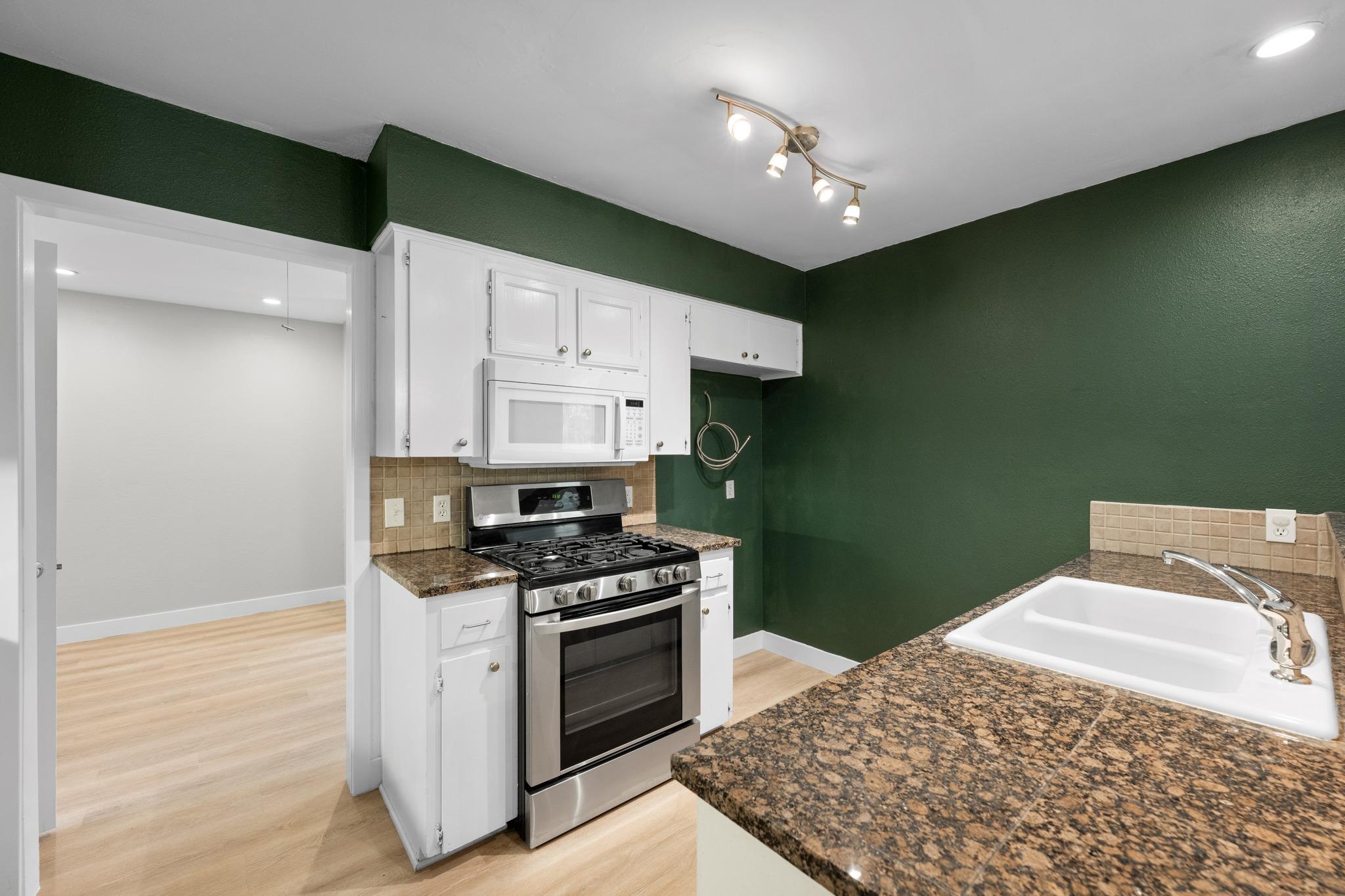 902 Emerald Wood Drive Austin TX 78745