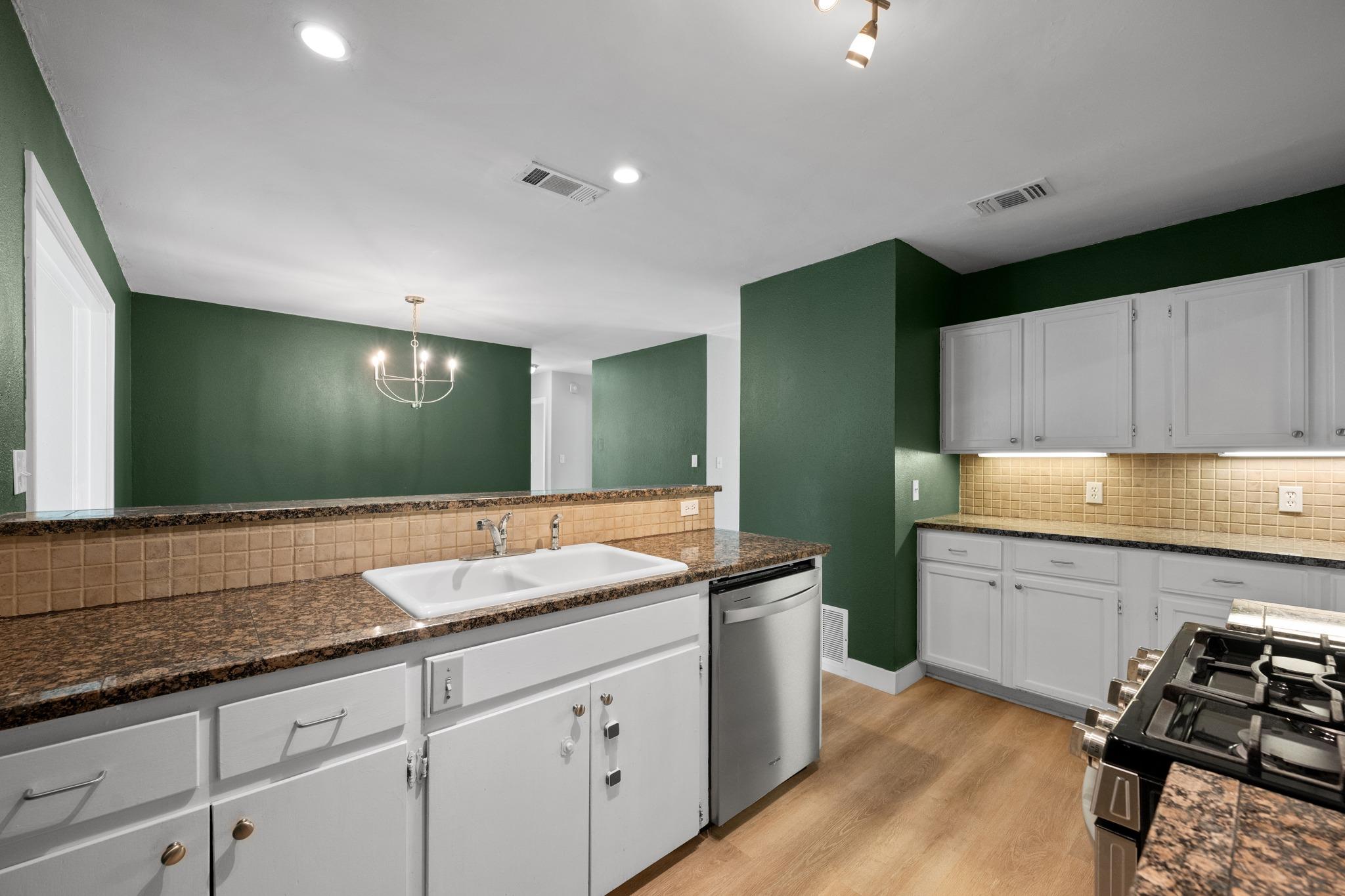 902 Emerald Wood Drive Austin TX 78745