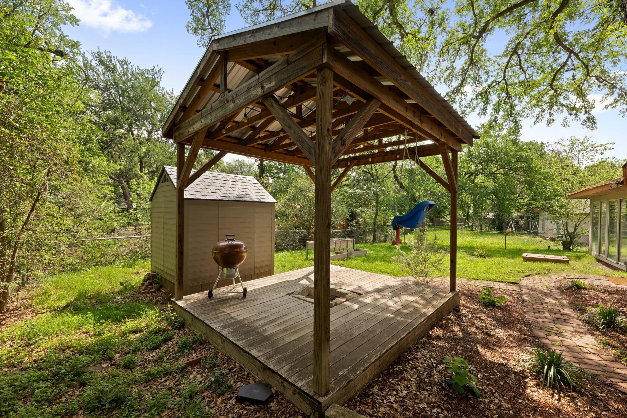 902 Emerald Wood Drive Austin TX 78745