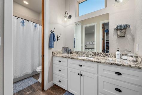 221 Palomino Cove Jarrell TX 76537