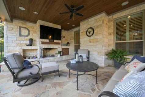 221 Palomino Cove Jarrell TX 76537