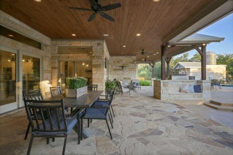221 Palomino Cove Jarrell TX 76537