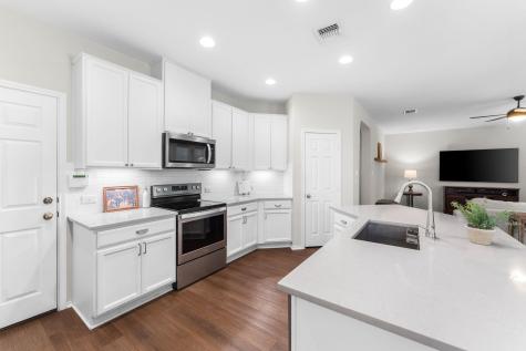 1133 Yellow Iris Road Leander TX 78641