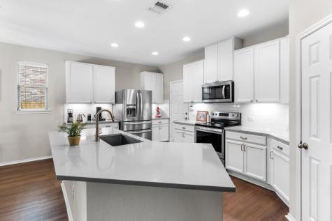 1133 Yellow Iris Road Leander TX 78641