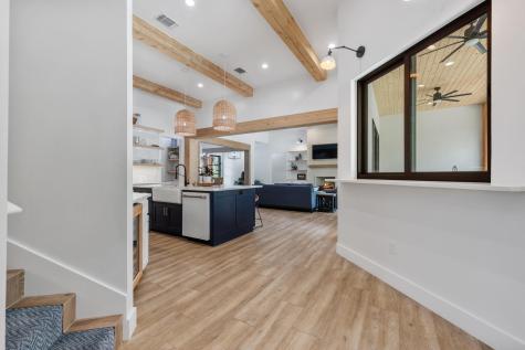111 Florentine Horseshoe Bay TX 78657