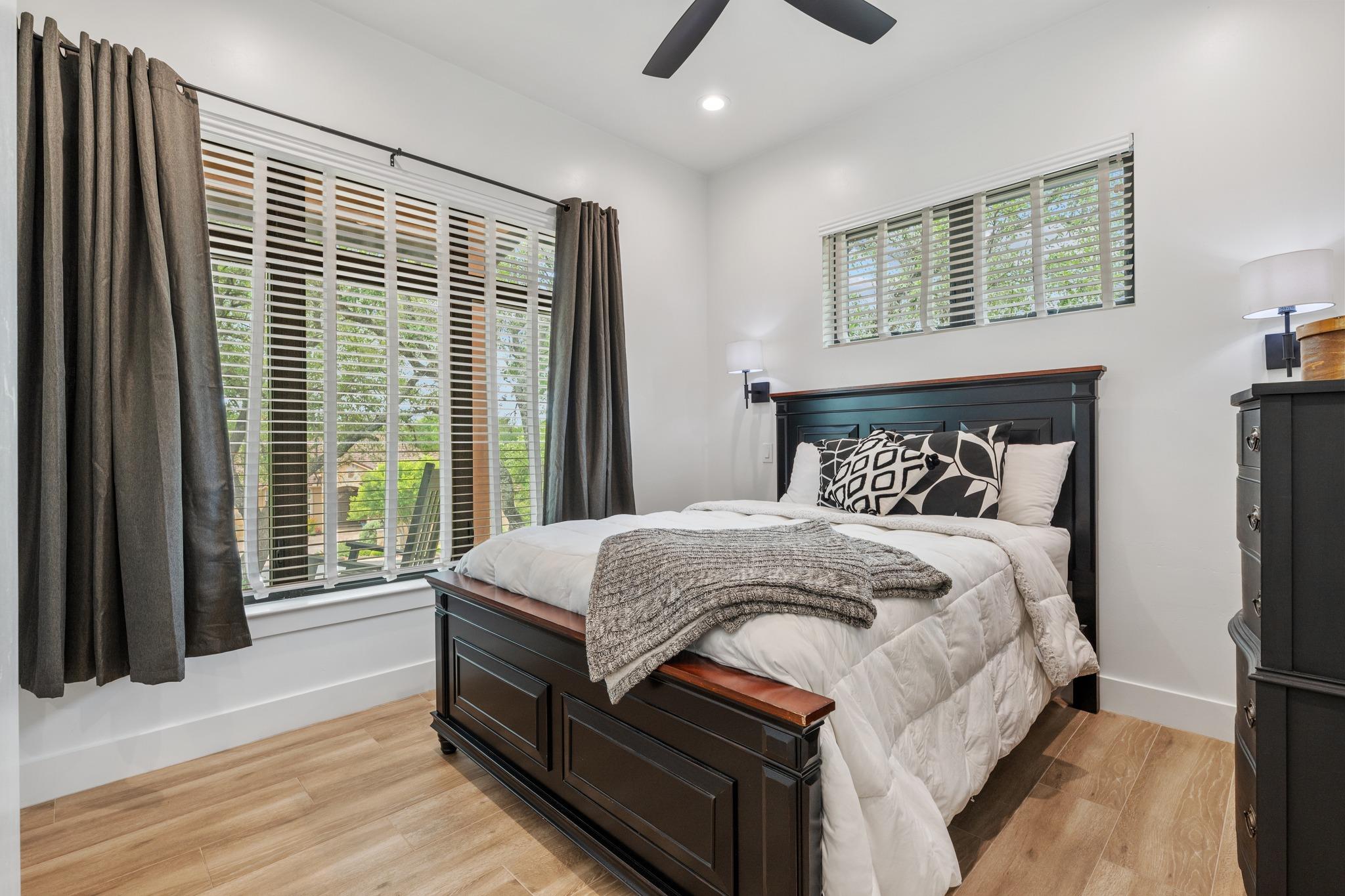 111 Florentine Horseshoe Bay TX 78657
