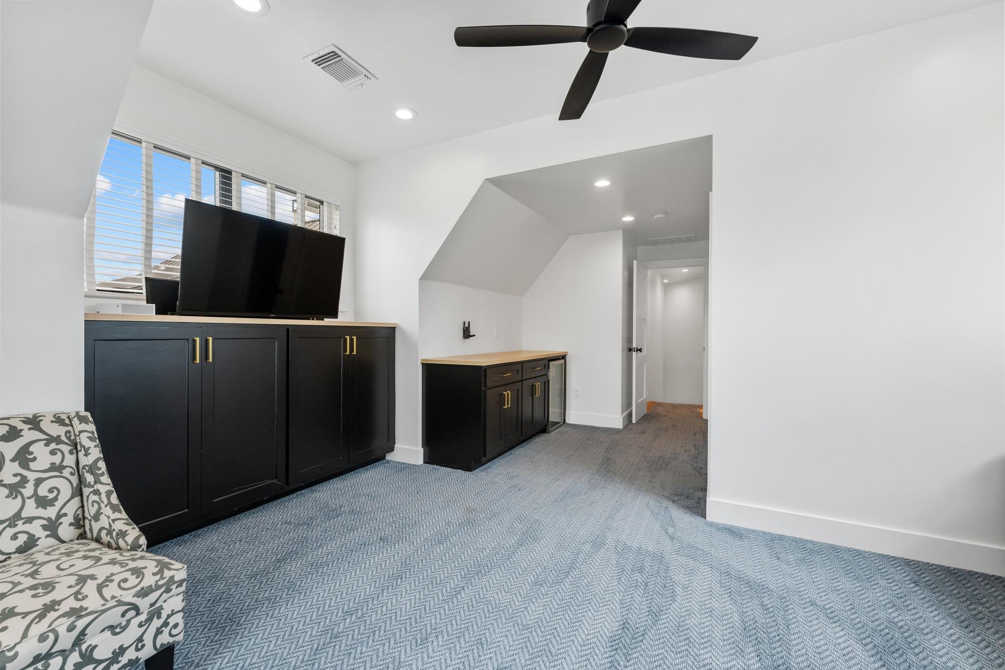 111 Florentine Horseshoe Bay TX 78657