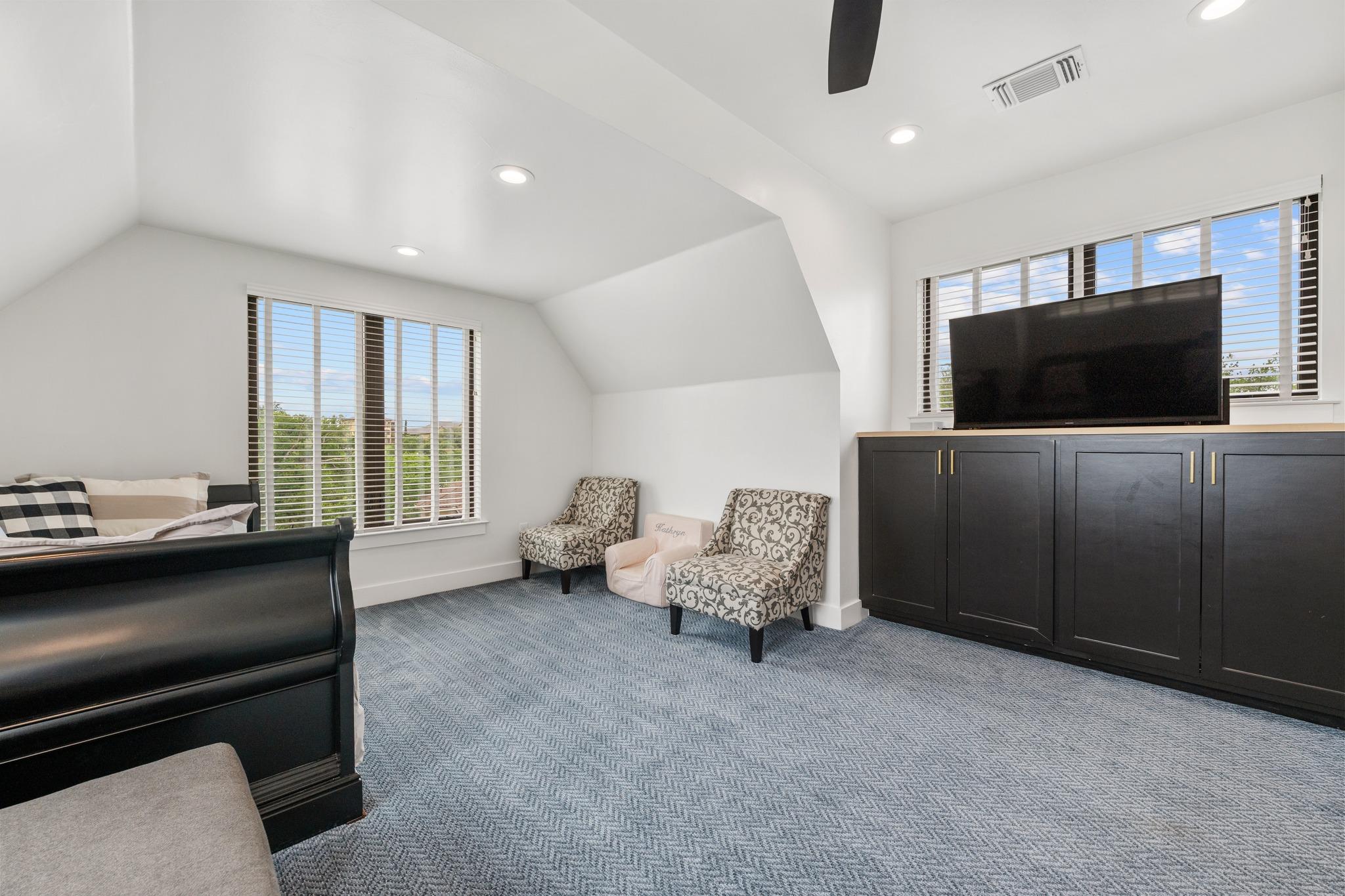 111 Florentine Horseshoe Bay TX 78657