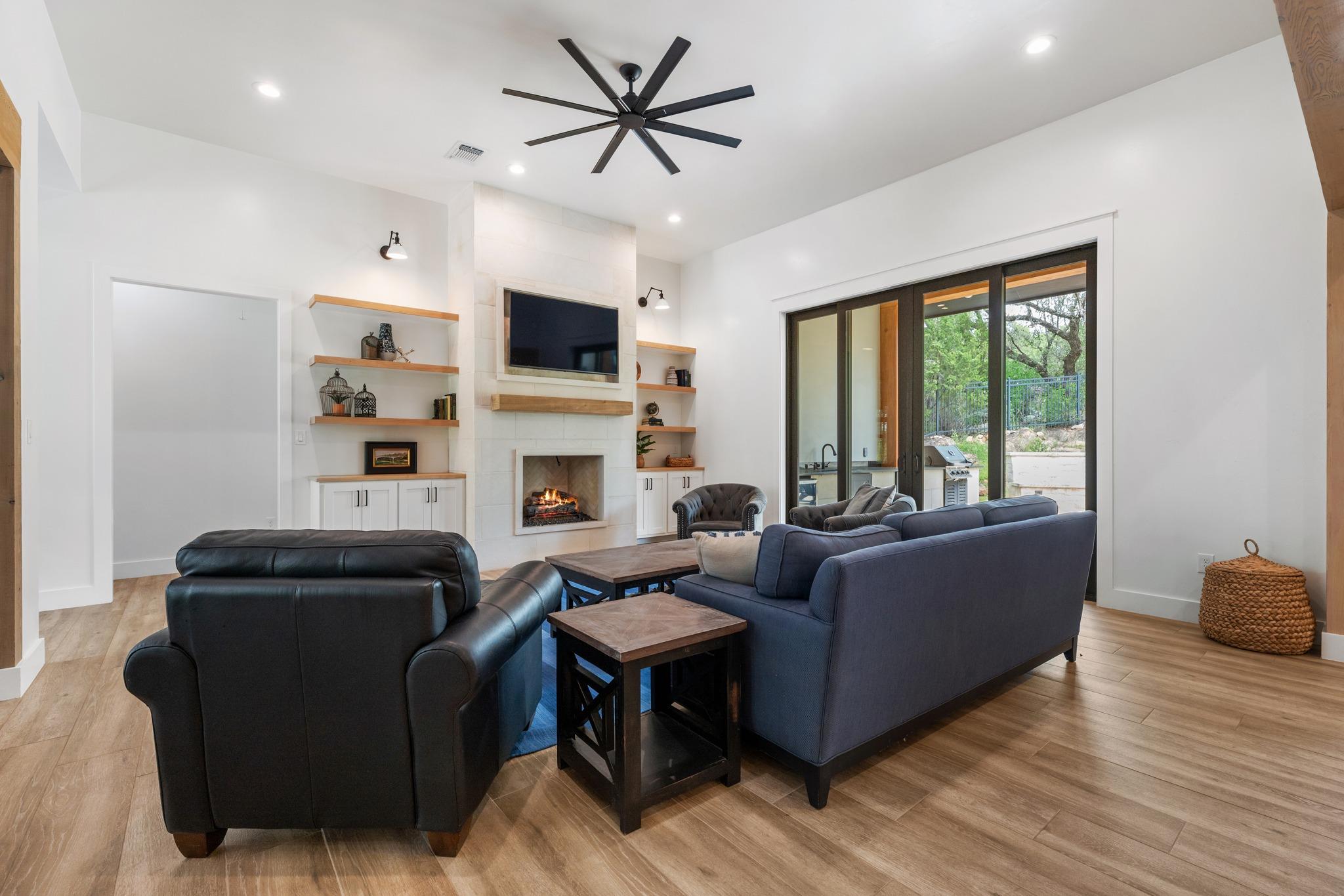 111 Florentine Horseshoe Bay TX 78657
