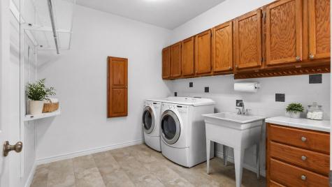 11008 West Cave Boulevard Dripping Springs TX 78620