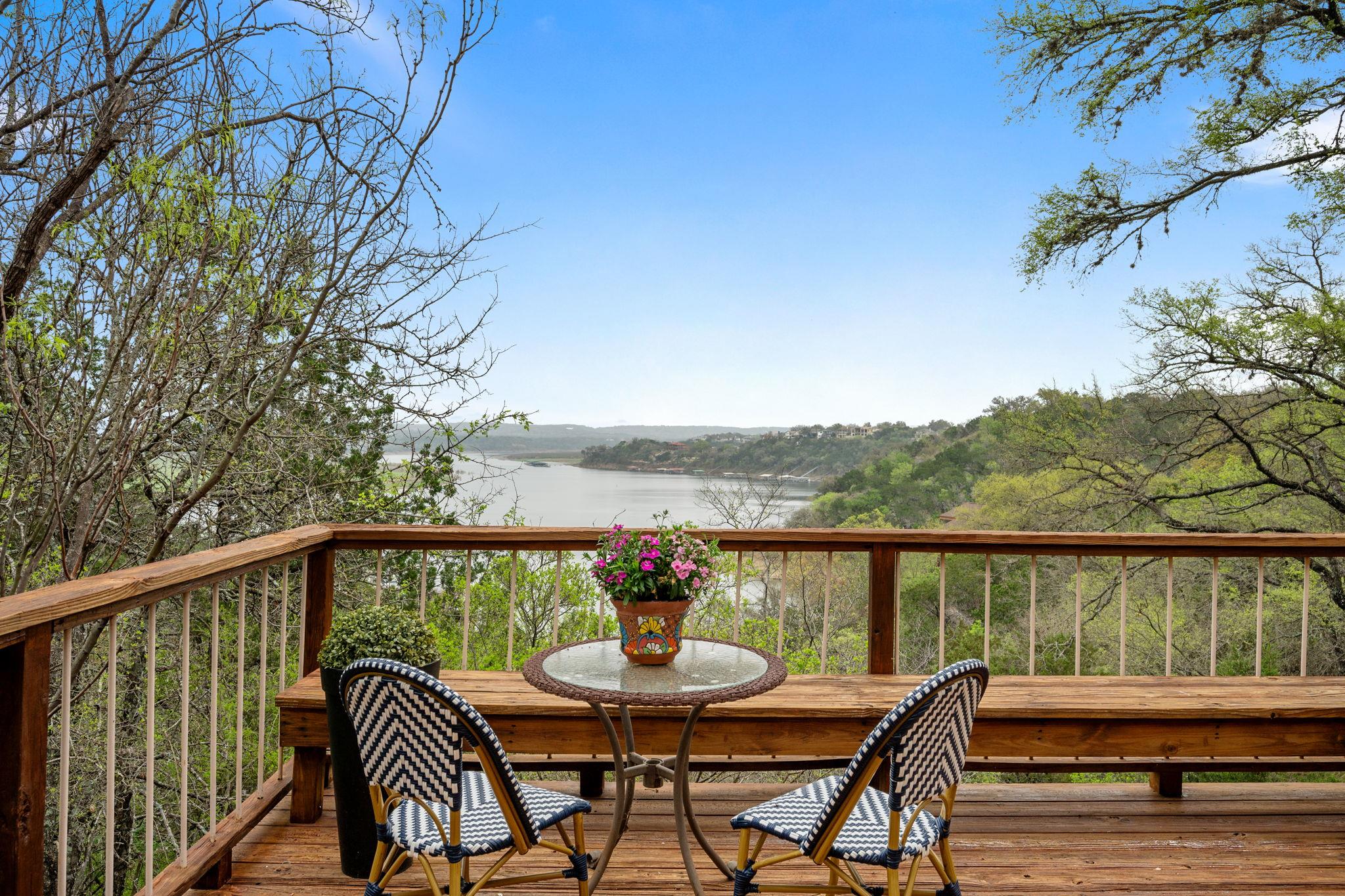403 Coventry Road Spicewood TX 78669