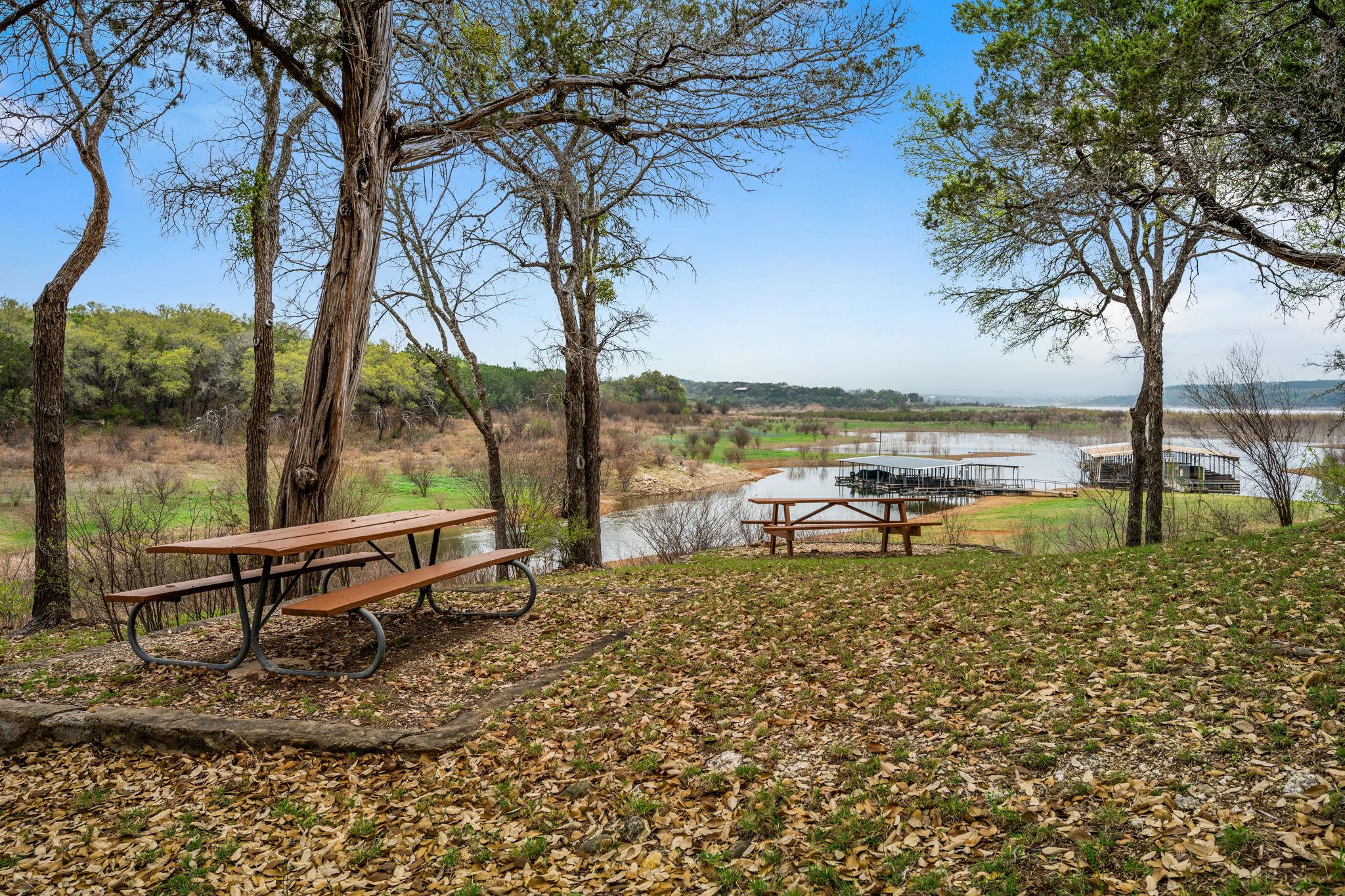 403 Coventry Road Spicewood TX 78669