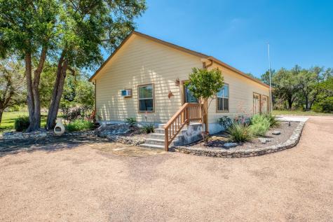 225 Blue Water Cove Wimberley TX 78676