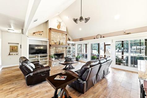 225 Blue Water Cove Wimberley TX 78676