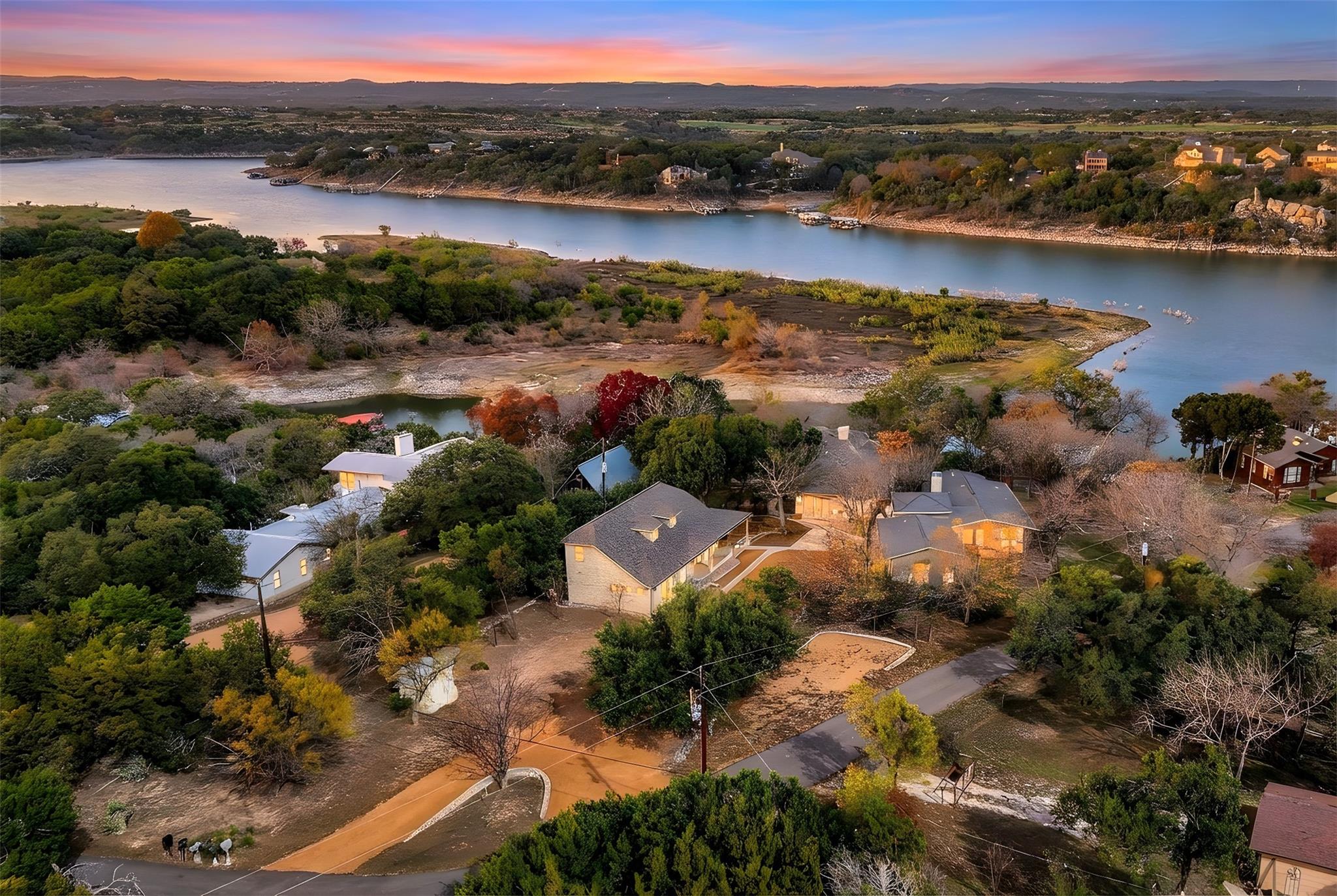 25400 Cove Drive Spicewood TX 78669