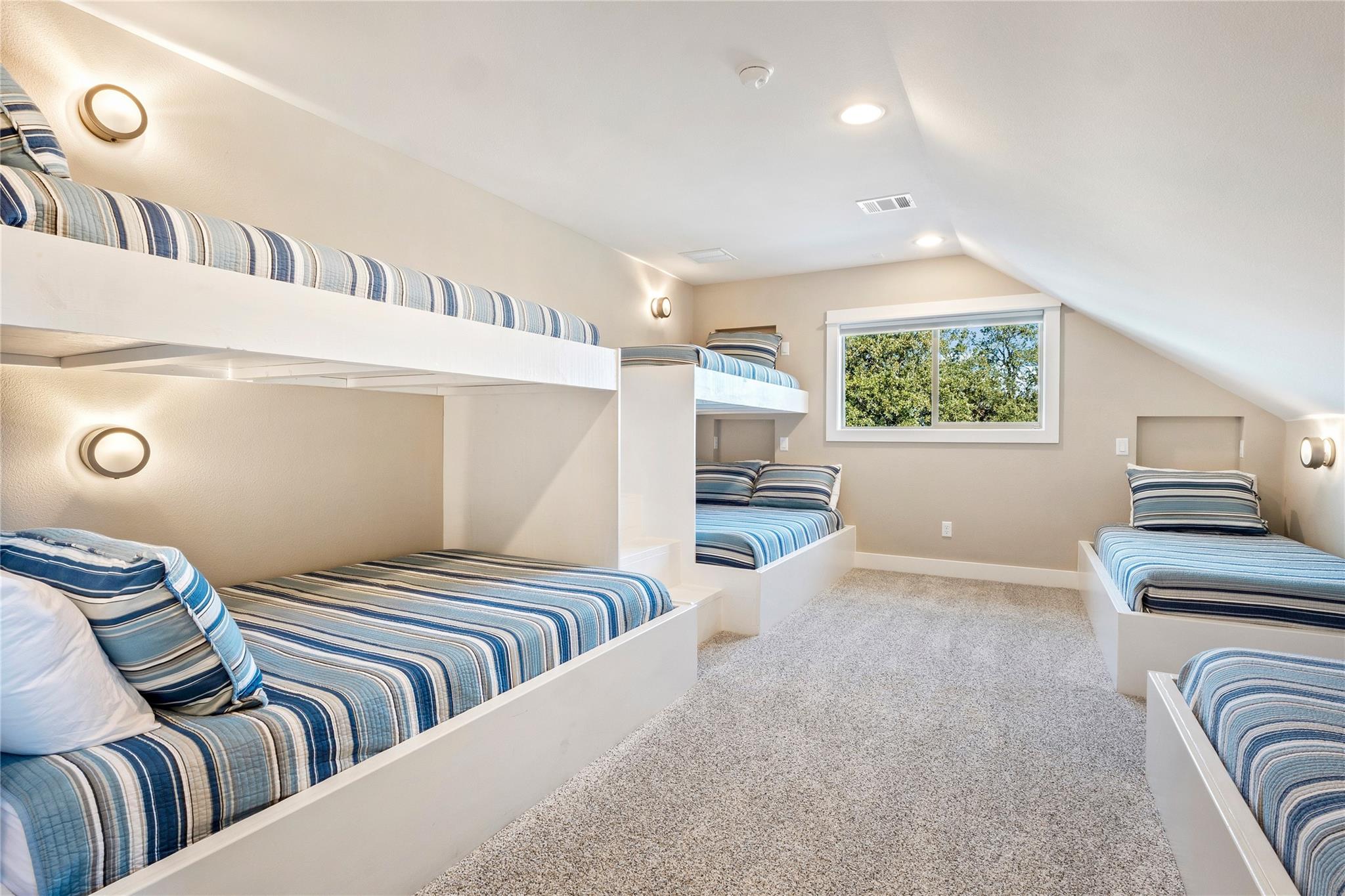 25400 Cove Drive Spicewood TX 78669