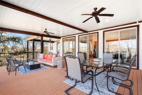 25400 Cove Drive Spicewood TX 78669