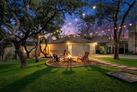 25400 Cove Drive Spicewood TX 78669