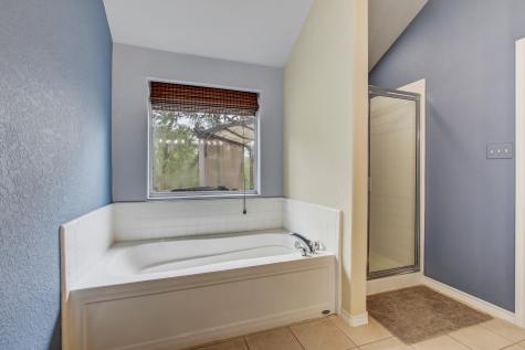 211 Ulupau Circle Bastrop TX 78602