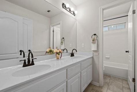 1912 Mulligan Drive Round Rock TX 78664