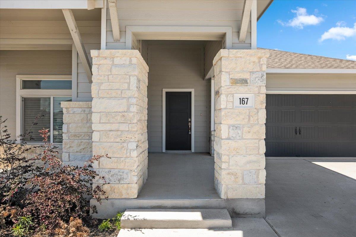 167 Jeffers Kyle TX 78640