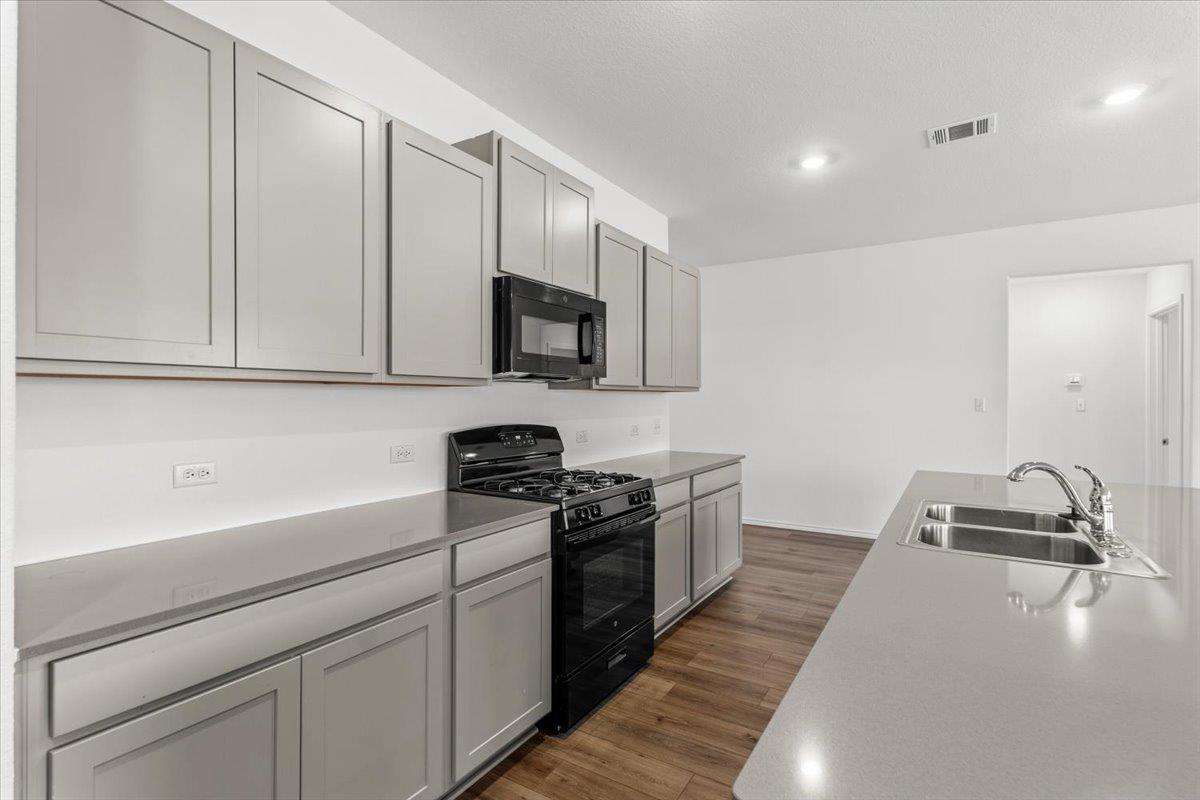 167 Jeffers Kyle TX 78640