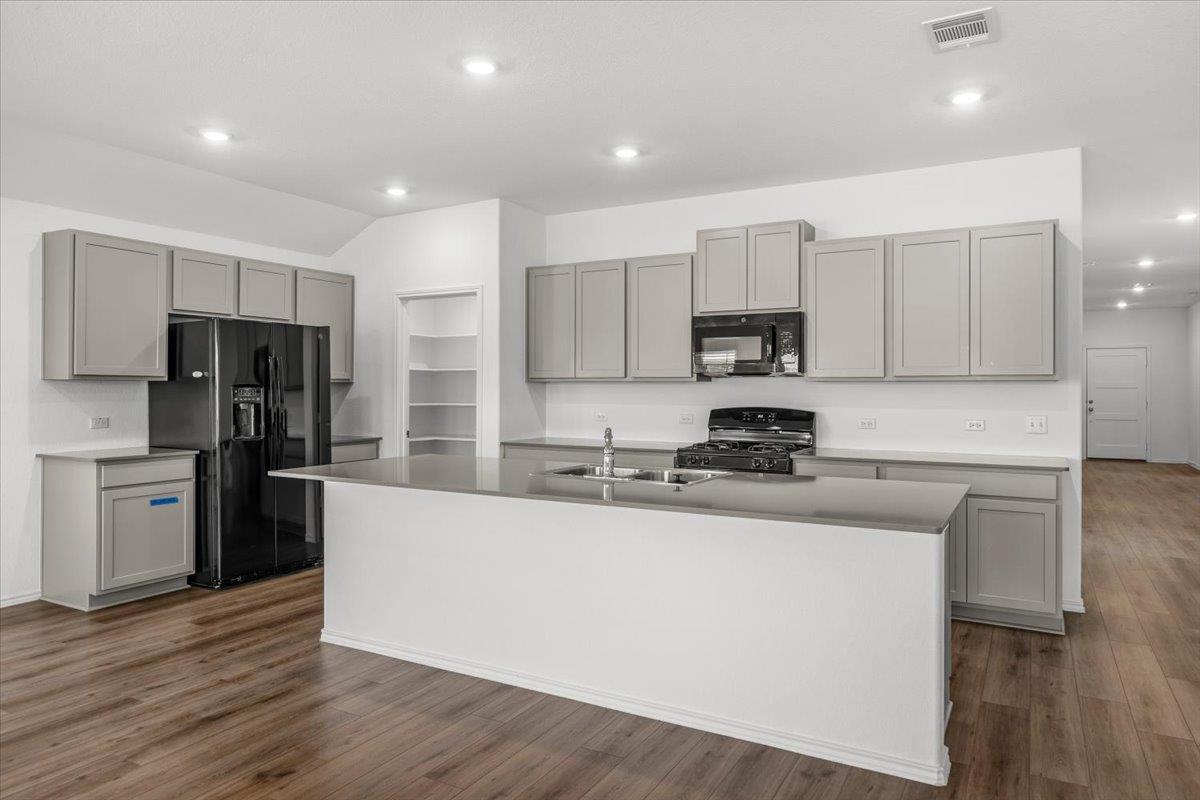 167 Jeffers Kyle TX 78640
