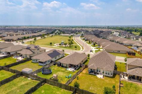 200 Waterway Avenue Hutto TX 78634