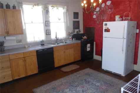 502 W 10th Street Taylor TX 76574