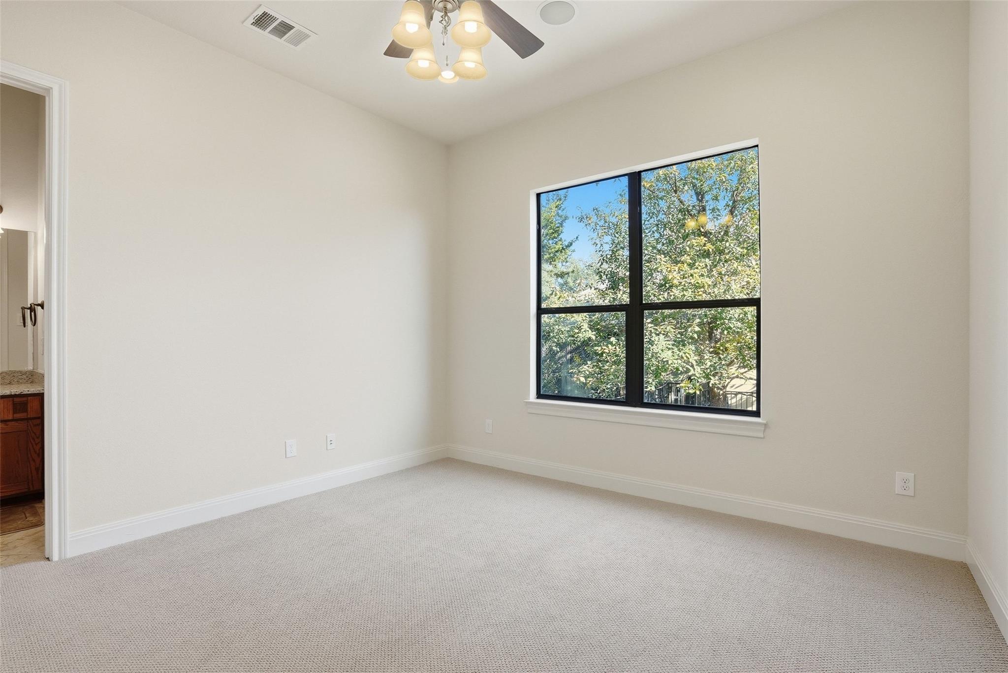 2312 Lakehurst Road Spicewood TX 78669
