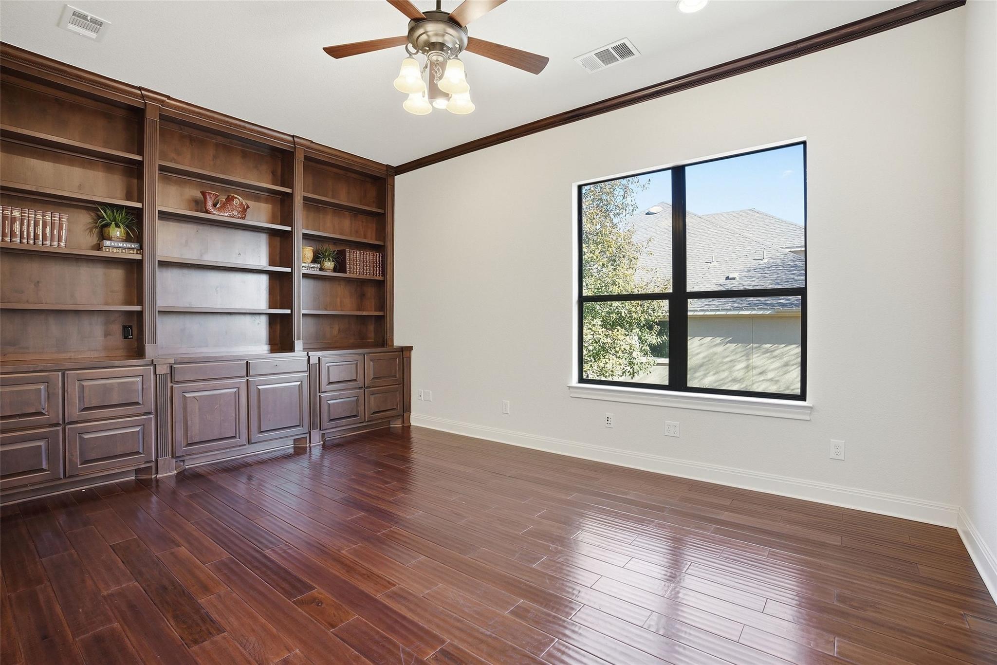 2312 Lakehurst Road Spicewood TX 78669