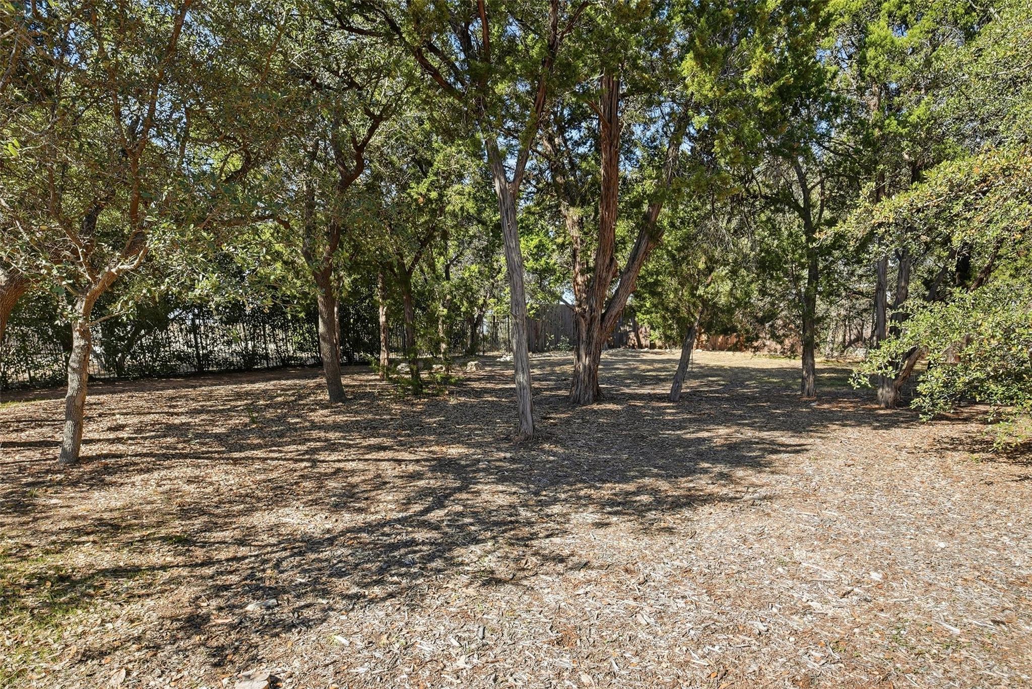 2312 Lakehurst Road Spicewood TX 78669